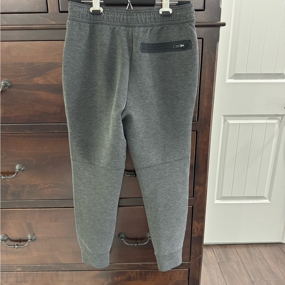 American Eagle Men’s Joggers - Picture 2 of 5